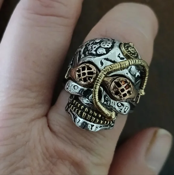 New Steampunk Stainless Steel & Brass Ring. - Picture 7 of 8